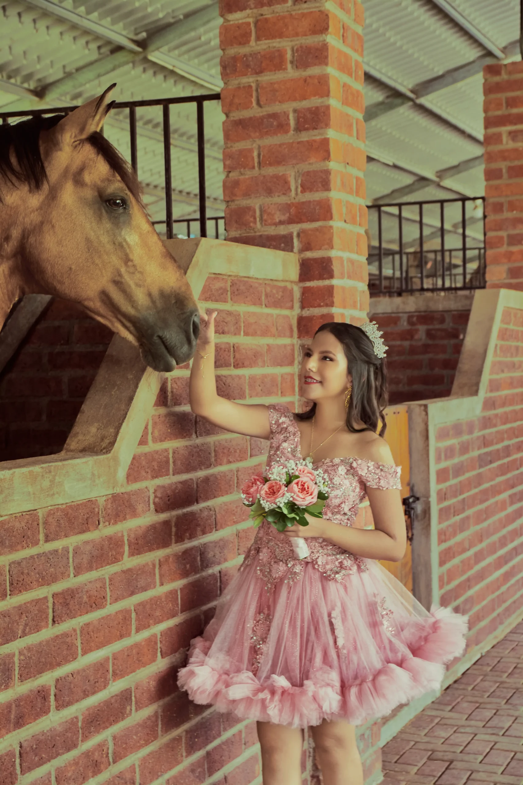 Retrato de quinceañera en sesión Pre-XV — Foráneo Black